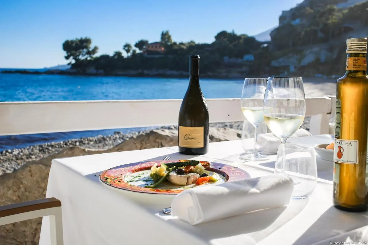 Locanda Baia Beniamin Grimaldi