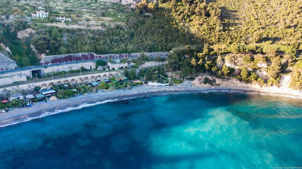 Locanda Baia Beniamin Grimaldi  2*, Grimaldi (Liguria)